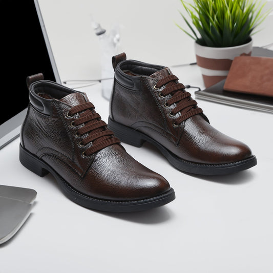 MEN ANKLE-LENGTH LACE-UP BOOTS